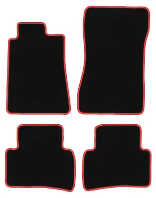 Image de Tapis de sol en moquette pour Mercedes C W202 1993-2000 (break/berline) – jeu 4 pièces, noir/rouge, sur mesure – Wielganizator CARLUX