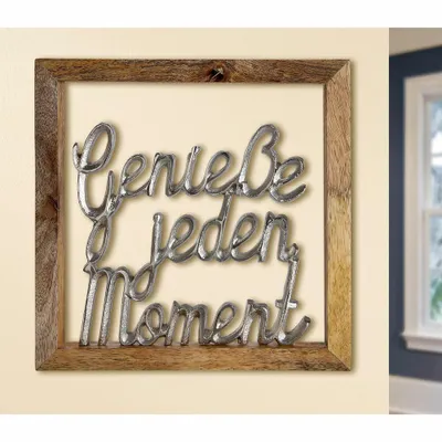 Immagine prodotto di Gilde Wandrelief, quadratisch, "Genieße jeden Moment", Spruch, Aluminium, Mangoholz, naturfarben, silberfarben, VE 4, L. 2 cm, B. 20 cm, H. 20 cm 46883 4063387468838