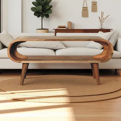 Produktbild von Fortuna Lai Couchtisch mit nordischen Stil aus Massivholz in Eichenoptik, mit offenem Fach für einfachen Zugriff auf verstaute Gegenstände, vereint Funktionalität und Übersichtlichkeit, Braun