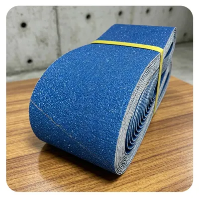 Image de Bandes abrasives de 100 x 915 mm, grain 40 – lot de 14 pièces