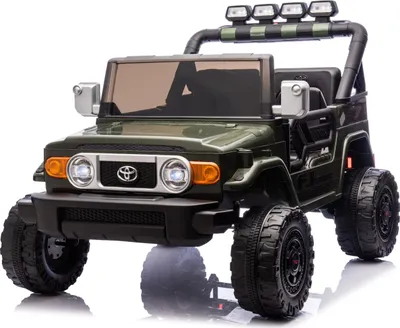Immagine prodotto di Auto elettrica per bambini Toyota FJ Cruiser XXL con trazione 4x4, omologata (due posti), verde, batteria portatile al litio, telaio alto, due posti, sospensioni posteriori, telecomando 2,4 GHz, lettore MP3 con Bluetooth, luci LED