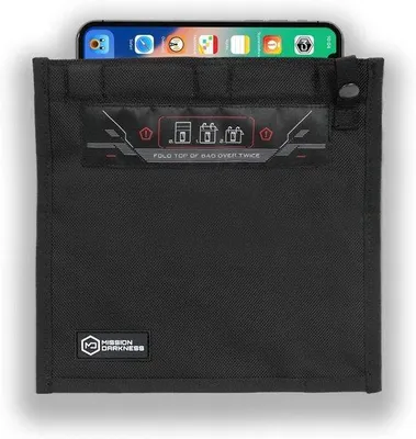 Produktbild von EMF-Schutztasche - wasserdicht - 28cm x 25.4cm