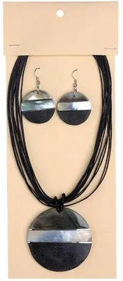 Produktbild von Set aus Hals-Kette und Ohrringen