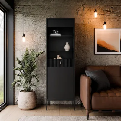 Produktbild von Vitrine MIDNIGHT mit Glastür auf Gestell Schwarz