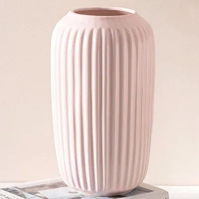 Obrázek produktu pro Růžová keramická váza 25 cm na stolní dekoraci