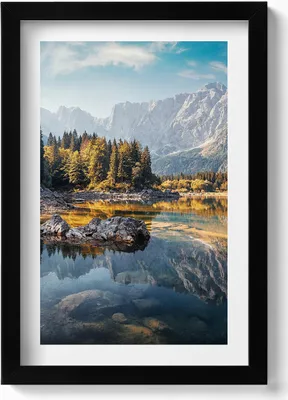 Produktbild von Schöne Berglandschaft mit einem See– Wandbild mit Rahmen – Gerahmtes Bild  – Wanddekoration – 20x30 cm – Schwarz