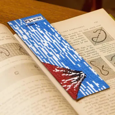 Productafbeelding van DMC Kruissteek borduurpakket "De Rode Fuji, Katsushika Hokusai", telpatroon, 15x30 cm