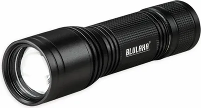 Zdjęcie produktu dla Blulaxa 47574 Latarka LED 5W KW, możliwość ściemniania, 2 poziomy przełączania, tryb migającego sygnału, odpinany pasek na nadgarstek, solidny włącznik przyciskowy, wysokiej jakości wykonanie