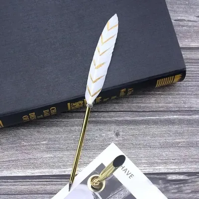 Produktbild von Vintage Kalligraphie Feder Set mit 5 Schreibfedern Tintenfeder Stift Kalligraphie-Set Unterschrift Schreibset - Farbe: Weiß mit Gold Linien