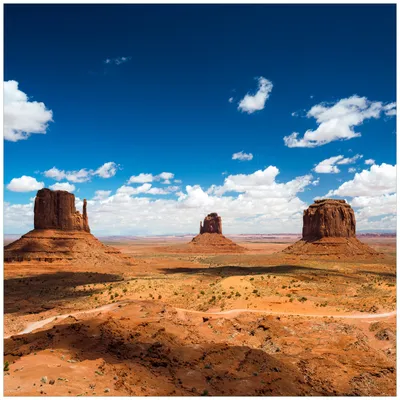 Produktbild von Wallario Möbeldesign -  Glasplatte, Schutzplatte mit Motiv - geeignet für Ikea Lack Tisch, Größe: 55 x 55 cm, Motiv: Monument Valley