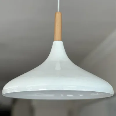 Produktbild von Pendelleuchte | Champion | Esstisch Skandinavisch aus Holz und Metall 35 cm E27 Hängelampe Weiß