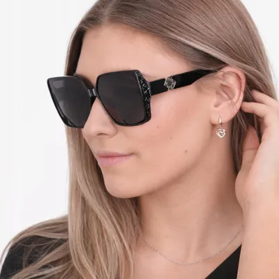 Obrázok produktu pre Moramo 4946-1 Dámske slnečné okuliare čierne polarizačné