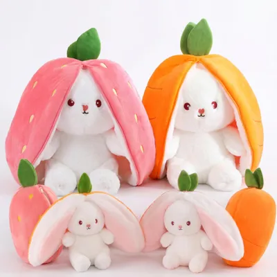 Image de 2 coussins en peluche en forme de lapin avec un jeu caché