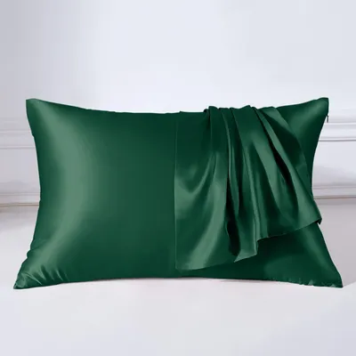 Produktbild von Kissenbezug aus 100% Seide - Smaragdgrün 40 x 80 cm