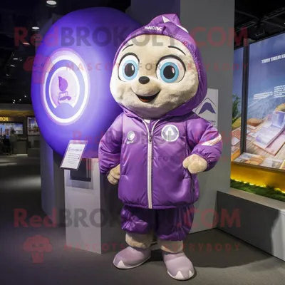 Immagine prodotto di Personaggio in costume della mascotte REDBROKOLY di Lavender Momentum vestito con una giacca a vento e portamonete