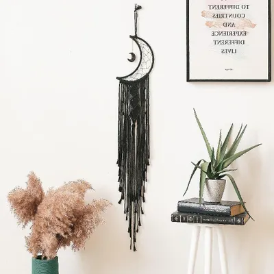 Productafbeelding van Macramé Dromenvanger - Boho Wanddecoratie - Slaapkamer Aankleden - Handgemaakt Uniek Ornament - 96 cm Lengte - Zwart