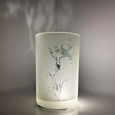 Productafbeelding van Windlicht, kaarshouder, bloemen en vogels, met glazen kaars, ongeveer Ø12 cm, hoogte 17,5 cm