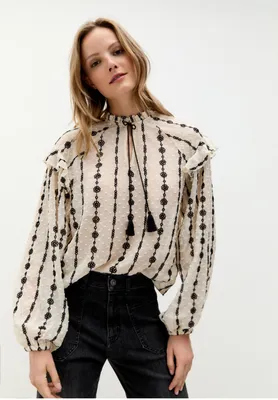 Produktbild von MORE & MORE Chiffon Blouse embellished jac 40
