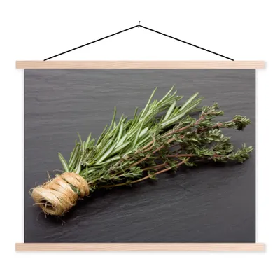 Produktbild von MuchoWow® Textilposter Thymian - Kräuter - Grün - Tisch - Küche - Stein 60x45 cm mit holzfarbenen Rahmen - Bild