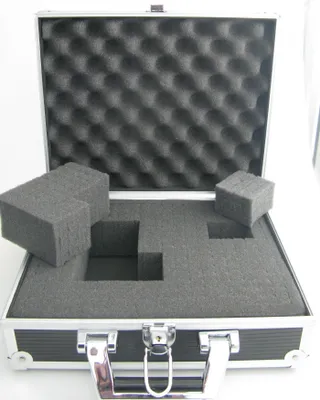 Produktbild von VDD Multifunktionaler Elektronikkoffer mit Gitterschaum für wertvolle und empfindliche Geräte 40 x 30 x 11 cm