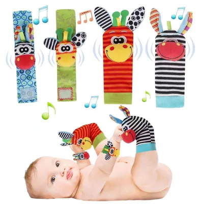 Produktbild von Baby Rassel Socken Set 4-teilig geborene Kleinkinder 0-6 Monate Multicolor