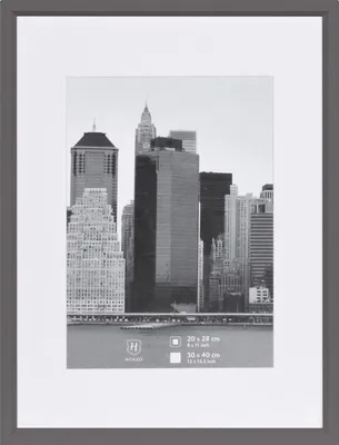 Immagine prodotto di Cornice in plastica Henzo, colore grigio scuro metallizzato, 30x40 cm, con passe-partout 20x28 cm