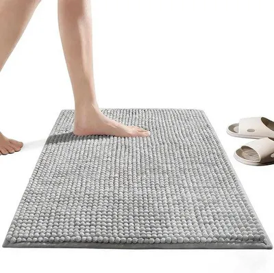 Productafbeelding van Badmat 40 x 60 cm - lichtgrijs chenille - snel drogend - comfortabel en super absorberend