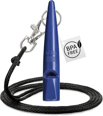 Imagen del producto de Silbato para perros, con una frecuencia de sonido estable de 5900 Hz, incluye cinta para el cuello, ideal para entrenamiento y caza