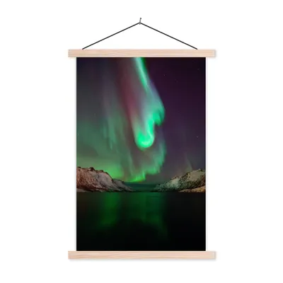 Produktbild von MuchoWow® Textilposter Nordlichter - Berge - Norwegen 120x180 cm mit holzfarbenen Rahmen - Textil-Plakat