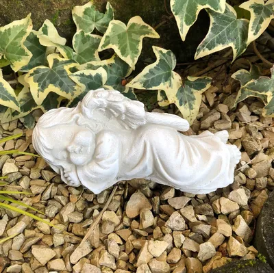 Produktbild von Engel Grabengel liegend Grabschmuck Grabdeko ca.650g