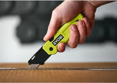 Produktbild von Ryobi RHCKF-2 Messer mit einziehbarer Klinge, leichter Griff aus Naylon-Fiberglas