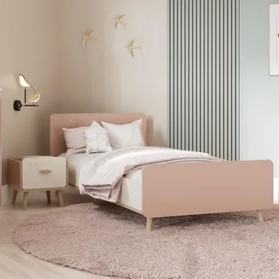 Produktbild von DEMEYERE SUZIE Kids-Schlafzimmer-Set 90 x 190 cm: Bett mit niedrigen Kopf- und Fußteil + passende Nachttischkommode, Eiche/Apricot, 1 Schublade, Holzfüße