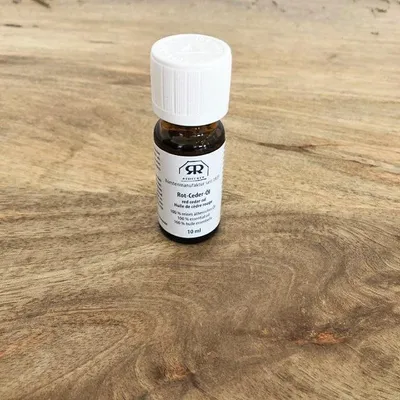 Image de Huile de cèdre rouge - antimite naturel