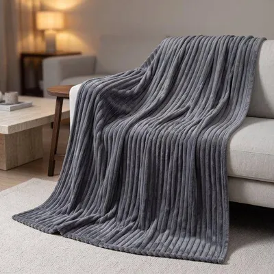 Productafbeelding van Unyqoos® Fleece deken 150 x 200 cm – zachte ribbelsweeft, 100% polyester, 280 g/m², antraciet – woon- en knuffeldeken, machinewasbaar op 30°C