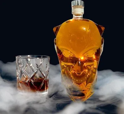 Image de Carafe en verre avec bouchon