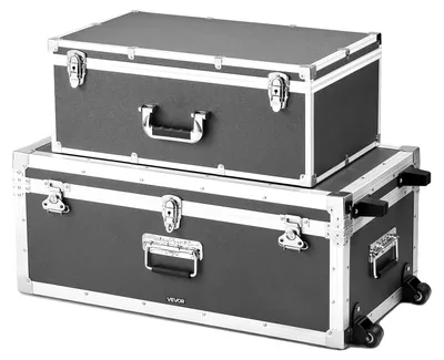 Produktbild von VEVOR Metalllagertruhe, Set aus 2, Holzreisekoffer Aufbewahrungsboxen mit Vorhängeschlössern, große Truhe mit Rollen und 3 Metallgriffen, dekorative Aufbewahrungstruhe mit Deckeln für Reisen, Wohnung, Studentenwohnheim, Weiß, Grau, 763x392x312 mm-b