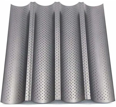 Imagen del producto de Molde para pan con 4 cavidades, perforado, de 38 x 33 x 2 cm, de acero, color plateado