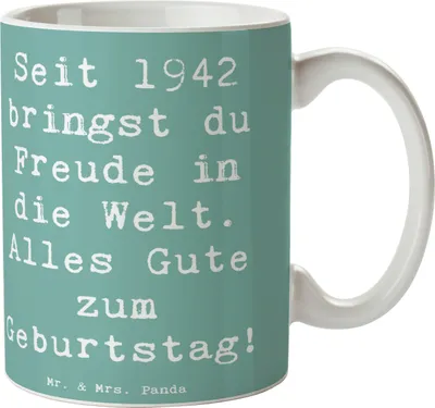 Produktbild von Mr. & Mrs. Panda Becher Spruch 1942 Geburtstag Freude - Meeresbrise - Geschenk, Seit, Alter, Tasse, besondere Erinnerungen, Teetasse, Lächeln und Lebensfreude, mit