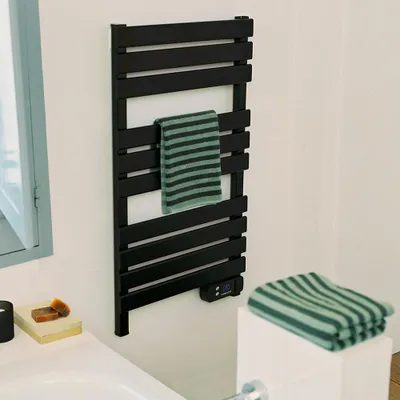 Produktbild von WARM TOWEL - Elektrischer Badheizkörper für Boden oder Wand 500W