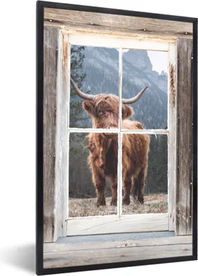 Produktbild von MuchoWow® Gerahmtes Poster Schottischer Highlander - Aussicht - Berg - Bäume 60x90 cm - Poster mit Schwarzem Bilderrahmen Wandposter Rahmen Foto Bilder - Kunst