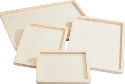 Produktbild von VBS Holz-Tabletts flach, 4er-Set, Sperrholz, ca. 32,5 x 24 cm bis 17,5 x 13 cm
