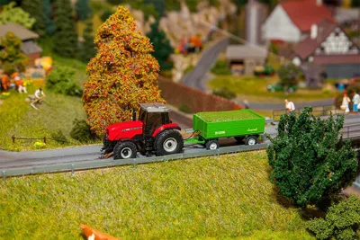 Produktbild von Faller 161536 MF Traktor mit Anhänger (WIKING) Epoche V