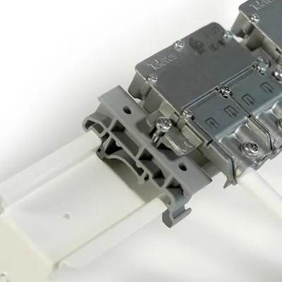 Produktbild von TELEVES Easy-F-Abzweiger 6-fach 5-2400 MHz AD: 16 dB EFA616