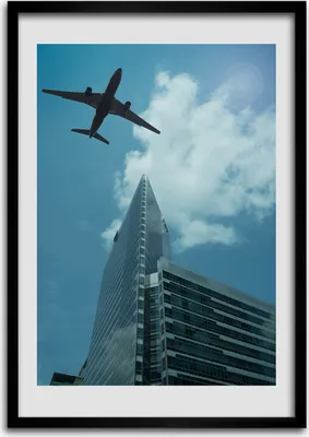 Produktbild von Bild - Bilderrahmen - 50 cm x 70 cm - MDF - Rahmen - Wandkunst Flugzeug über der Stadt