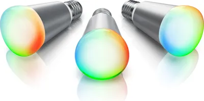 Productafbeelding van BEARWARE 3x Slimme LED-lamp, Wi-Fi slimme lamp, RGB-kleurverandering, dimbaar, E27-fitting, 7W, 420 lumen