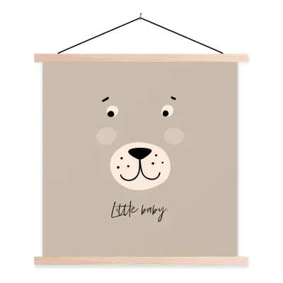 Produktbild von MuchoWow® Textilposter Zitate - Sprichwörter - Kleines Baby - Baby - Kinder - Kinder 120x120 cm mit holzfarbenen Rahmen - Textil-Poster