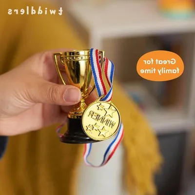 48-teiliges Kunststoff-Trophäen- und Medaillen-Set - Ideal für Wettbewerbe, Sportveranstaltungen und Anerkennung