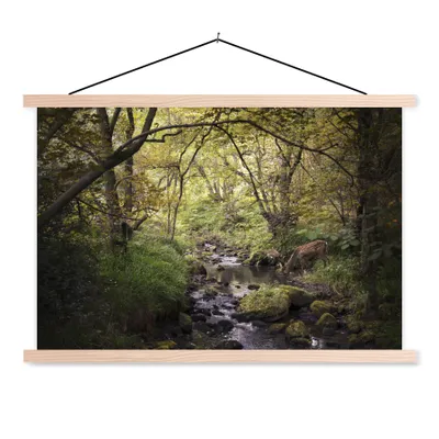 Produktbild von MuchoWow® Textilposter Hirsch - Baum - Wald 60x40 cm mit holzfarbenen Rahmen - Bilder