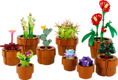 Produktbild von LEGO Icons Mini Pflanzen, 9 künstliche Blumen zum Bauen, Botanical Collection Sammel-Set für Erwachsene mit baubarem Terrakotta-Topf, Wohndeko, Geschenk für Frauen und Männer 10329