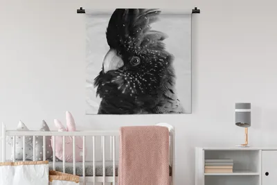 Produktbild von MuchoWow® Wandteppich Wandbehang Nahaufnahme eines Kakadus vor einem grauen Hintergrund - schwarz und weiß 90x90 cm Tapisserie Dekoration Wandtuch - Wandaufhänger